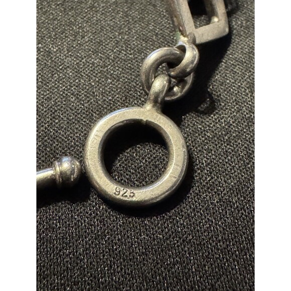 925 7in Toggle Clasp Circle & Triangle Bracelet 26grams - Picture 4 of 4